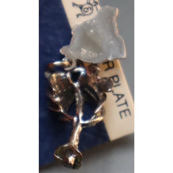 Vintage Hawaii Palm Tree Charm Vintage NOS on Card Silver Plate - Picture 2 of 3